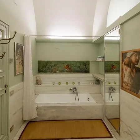 Private Room In A Gothic Palazzo Dona In The Center Of Venice Homestay *