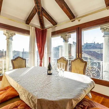 Apartment Palazzo Gradenigo By Wonderful Italy