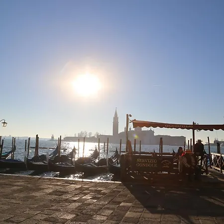 Casa Dei Cavalieri * Venezia