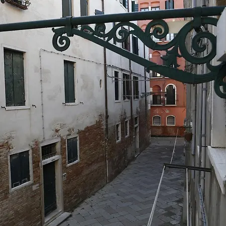 Casa Dei Cavalieri Venezia