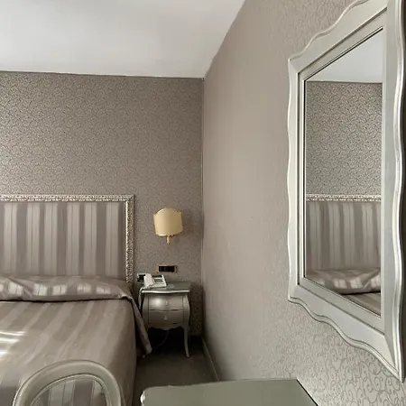 Castello Hotel 3*