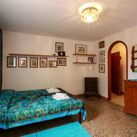 Santi Apostoli By Halldis Venice