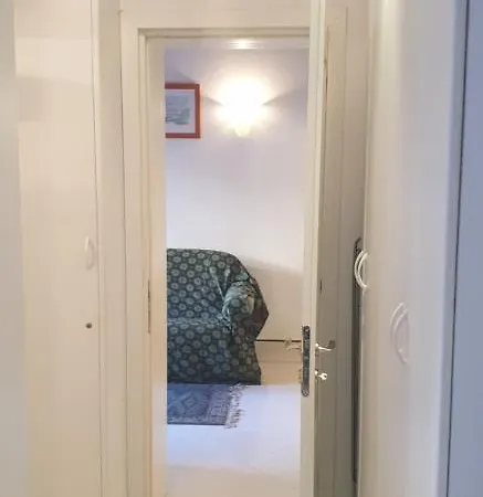 Beatiful Modern Flat Centre With Private Lounge Area Relax Apartment *