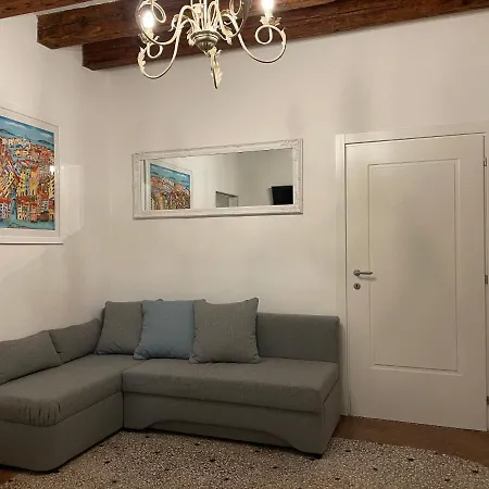 Ca Marga Cannaregio - Venetian Style 2 Bedroom *