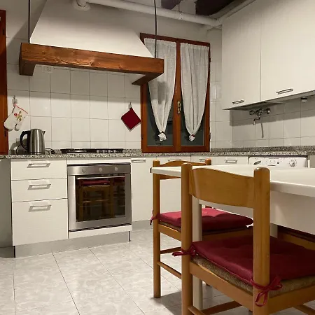 Ca Marga Cannaregio - Venetian Style 2 Bedroom Apartment Venice