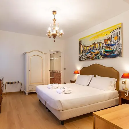 La Fenice Et Des Artistes 3* Venetië