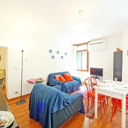 Dolcevita N 285 *