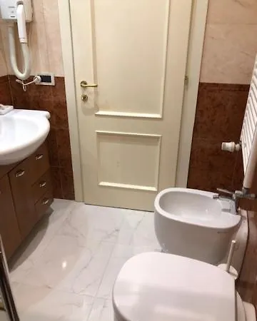 Odoni Aparthotel *