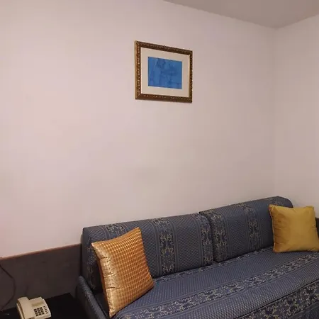 Atlantide Hotel 2*