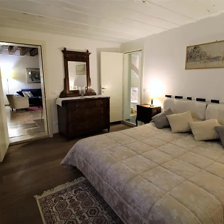 Apartment San Marco With Canal View *