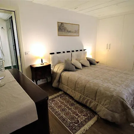 Apartment San Marco With Canal View *