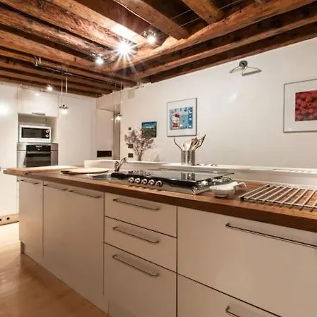 Bellissimo In Palazzo Storico *