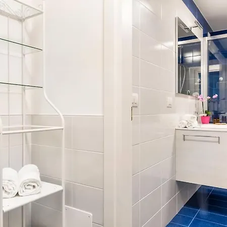 Guggenheim Luxury By Bricola Apartment
