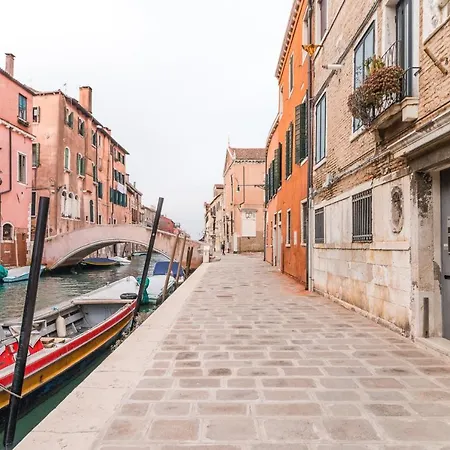 Apartment Madonna Dell'orto 3526 Venice