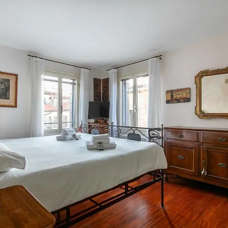 Ca' Al Giglio - Vista Canale Apartment *