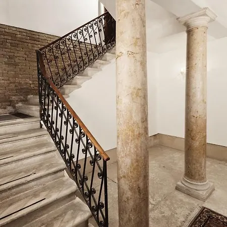Ca' Bragadin E Carabba Pensión 3*