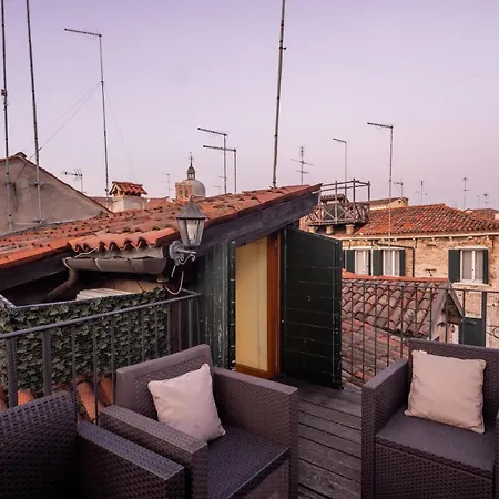 Santa Maria Formosa Terrace R&r