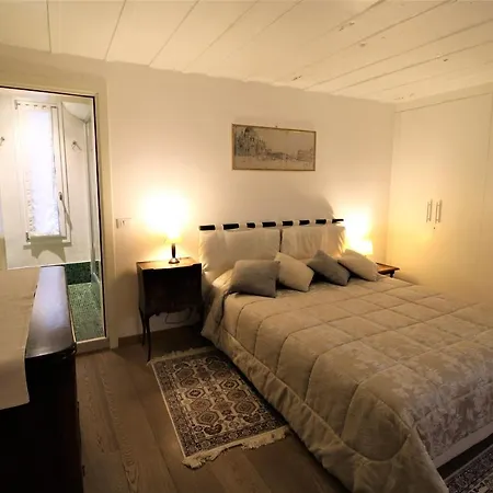 Apartment San Marco With Canal View Venice