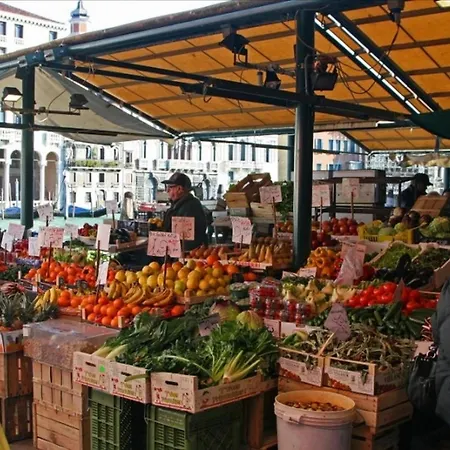 Historical Flat In Cannaregio, Apartment Venice