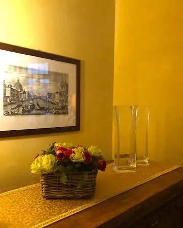 Odoni Aparthotel