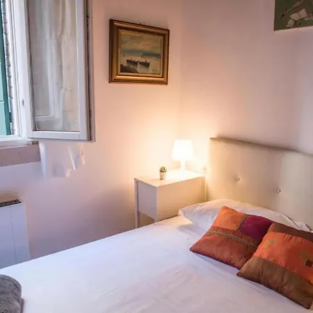 Salamon Apartment