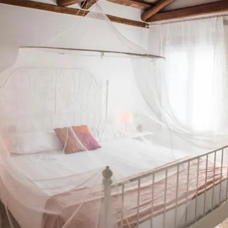 Salamon Apartment *