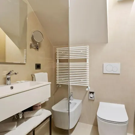 Brand New Boutique Apartment In The Heart Of Venice Apartment Venice
