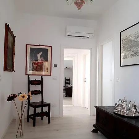 Apartment Ca' Dea Gondoea