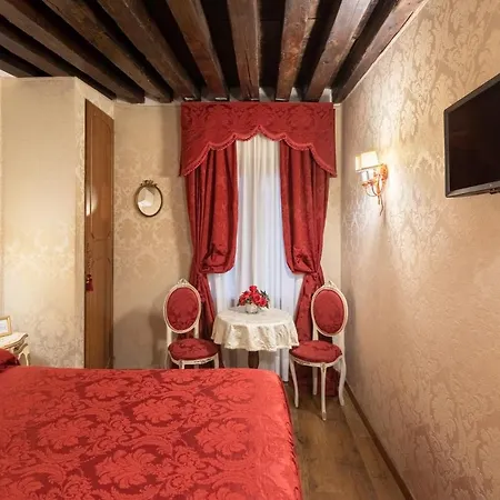 Residenza La Loggia 2*