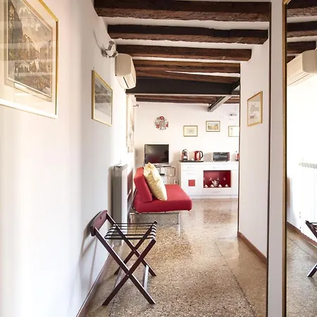 Guglie View Apartment Venice