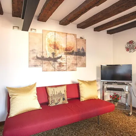Guglie View Apartment Venice