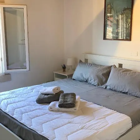 Salamon Apartment *
