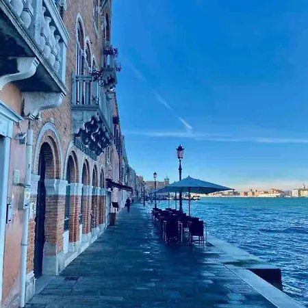 Apartment Residenza Casanova, In Giudecca Venice