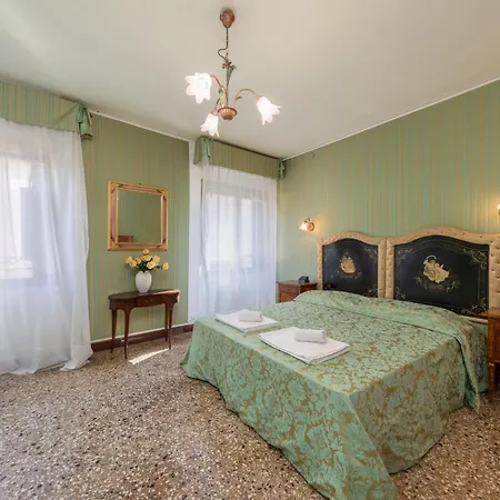Apartment Venezia-centro Prestigioso Storico *