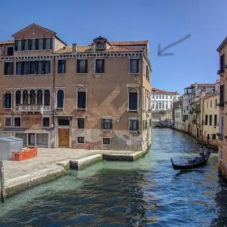 Venezia-centro Prestigioso Storico Apartment Venice