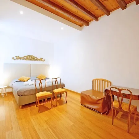 Apartment Dolcevita N 499 Biennale Venice