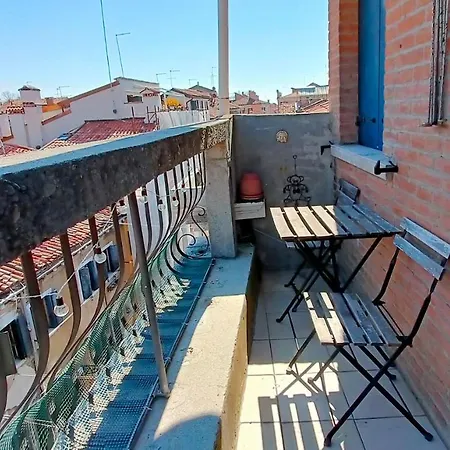 Biennale Area With Terrace And View! *