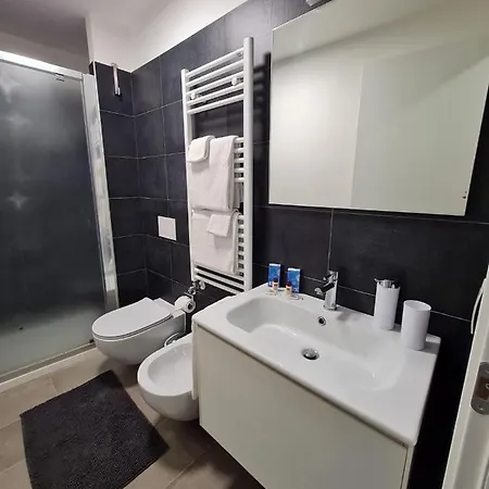 Appartamento With Private Courtyard