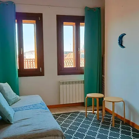 Biennale Area With Terrace And View! *