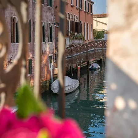 Colombina With Canal View * Venise