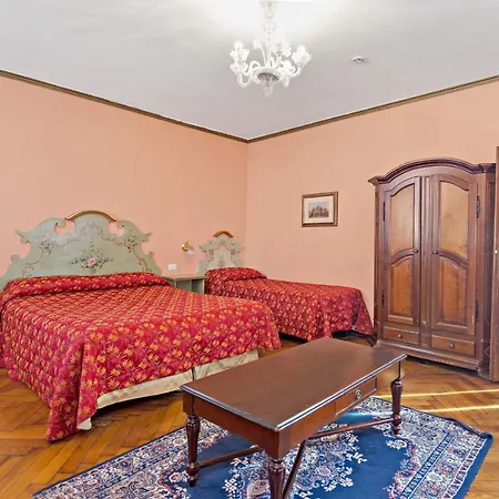 Hotel Malibran 3*