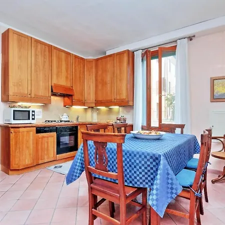 Charmsuite Palladio Apartment