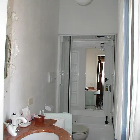 At A Palazzo Bed & Breakfast 3*