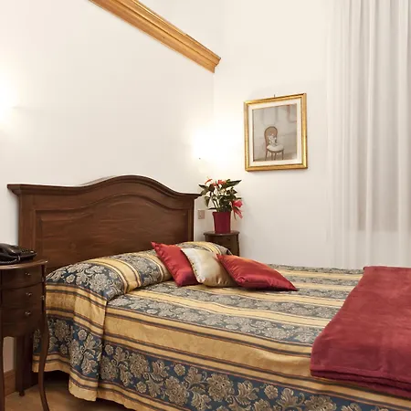 Fava Hotel 2*