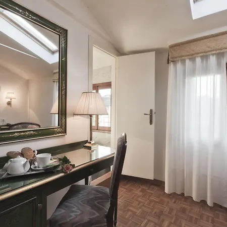 Palazzo Cendon Piano Antico Hotel Venice