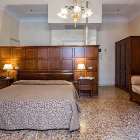 Dell'opera Hotel Venetië
