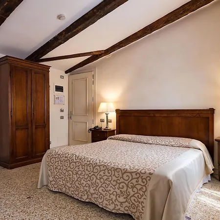 Hotel Dell'opera