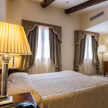 Dell'opera Hotel Venetië
