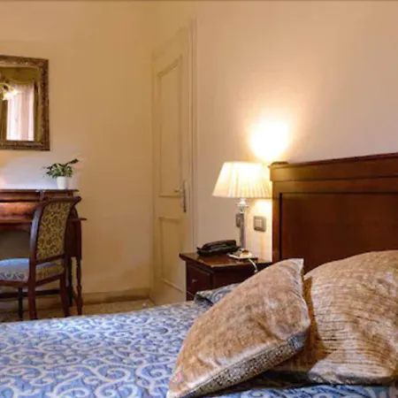 Hotel Dell'opera 3*