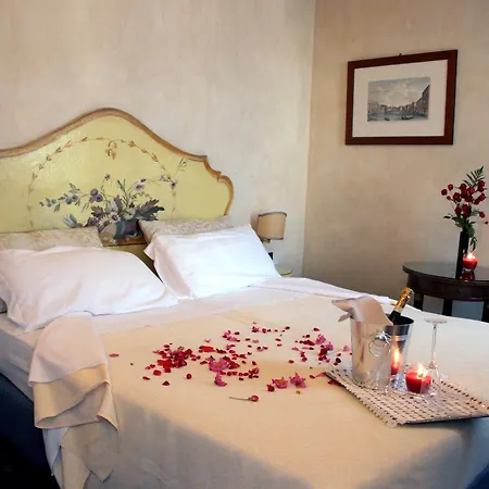 Ai Due Fanali Adults Only Hotel Venedig